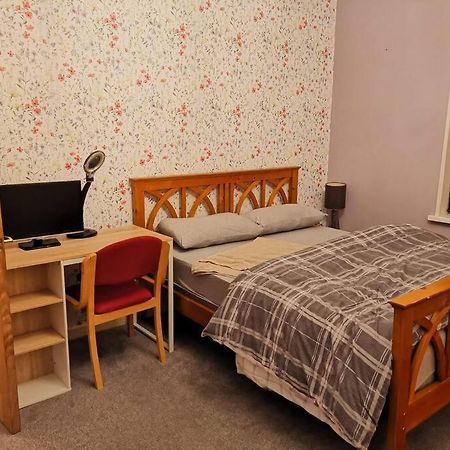 Sommerset Cottages - 2 Bedroom House サンダーランド エクステリア 写真