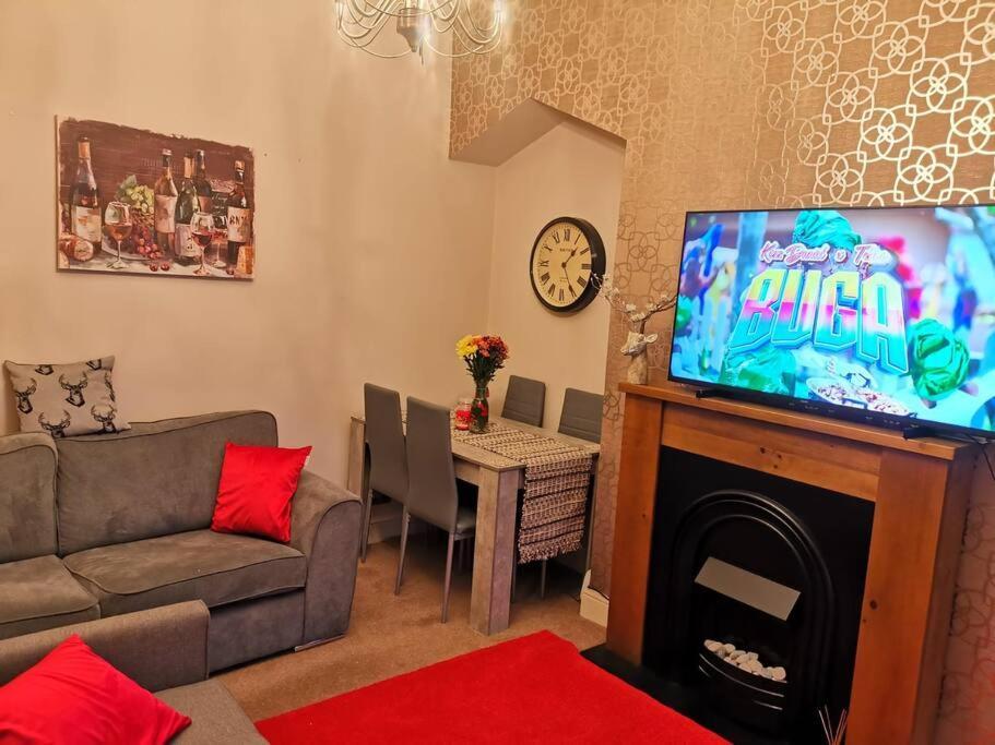 Sommerset Cottages - 2 Bedroom House サンダーランド エクステリア 写真