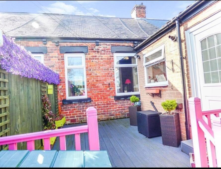 Sommerset Cottages - 2 Bedroom House サンダーランド エクステリア 写真
