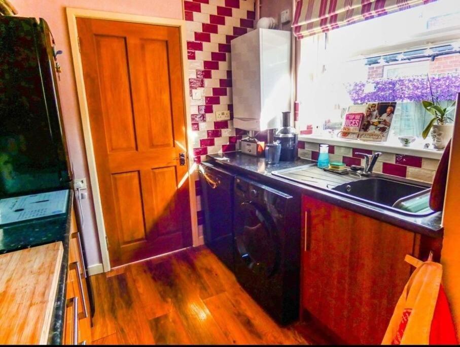 Sommerset Cottages - 2 Bedroom House サンダーランド エクステリア 写真